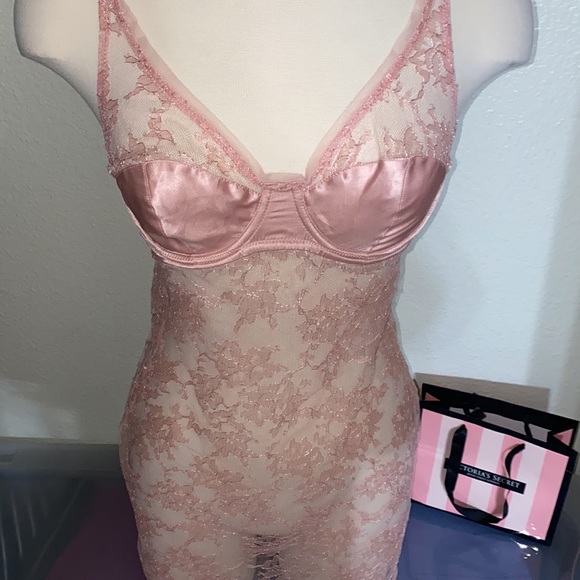 NWOT Victoria Secret Lace Dress size 34C - Picture 4 of 7